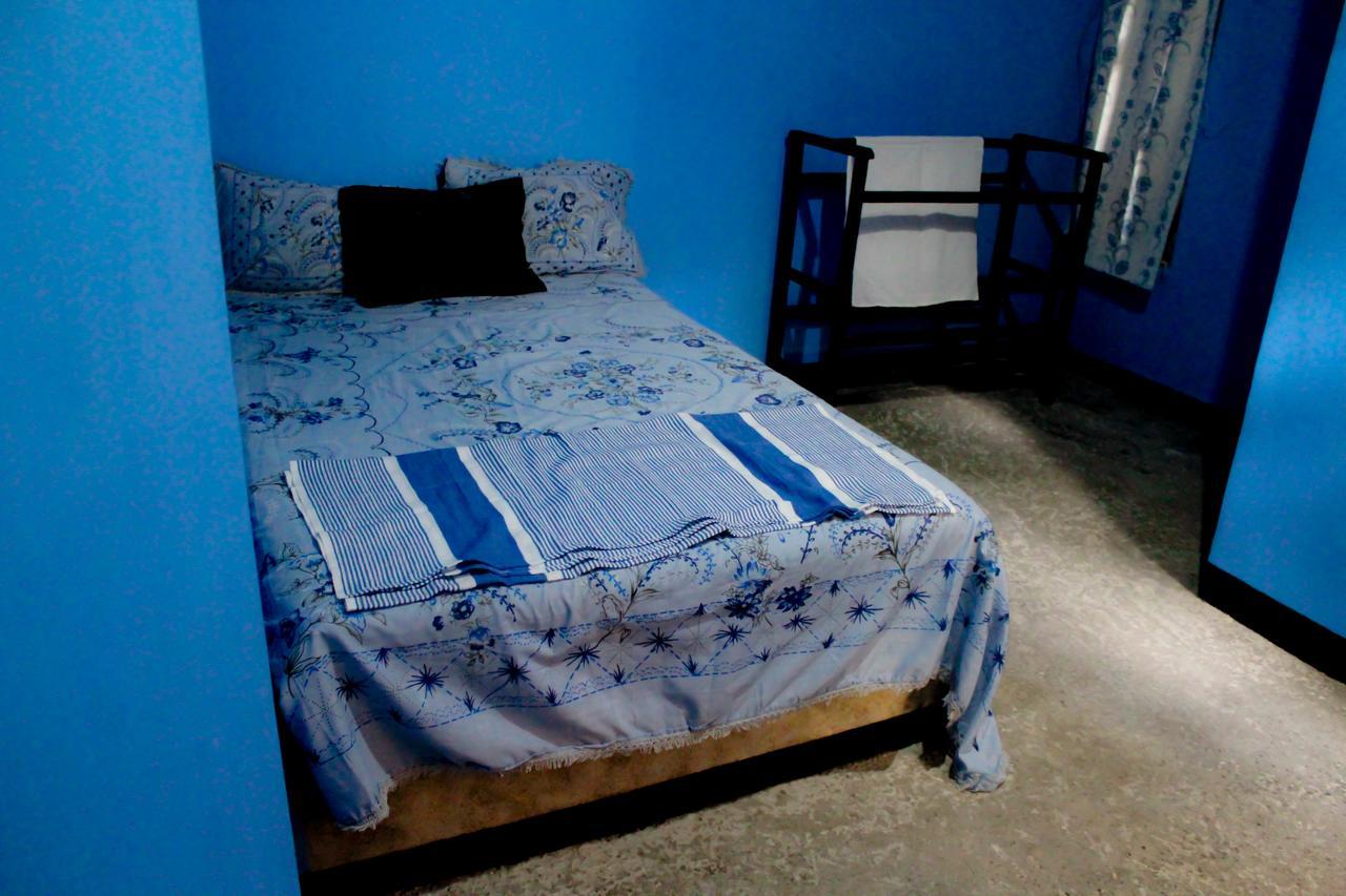 J Hostel Kandy Extérieur photo
